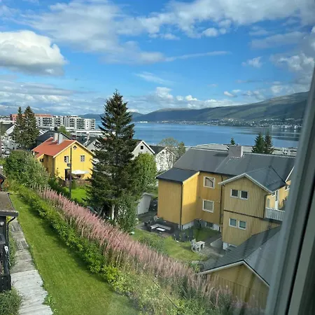 Nydelig Naert Sentrum * Tromsø